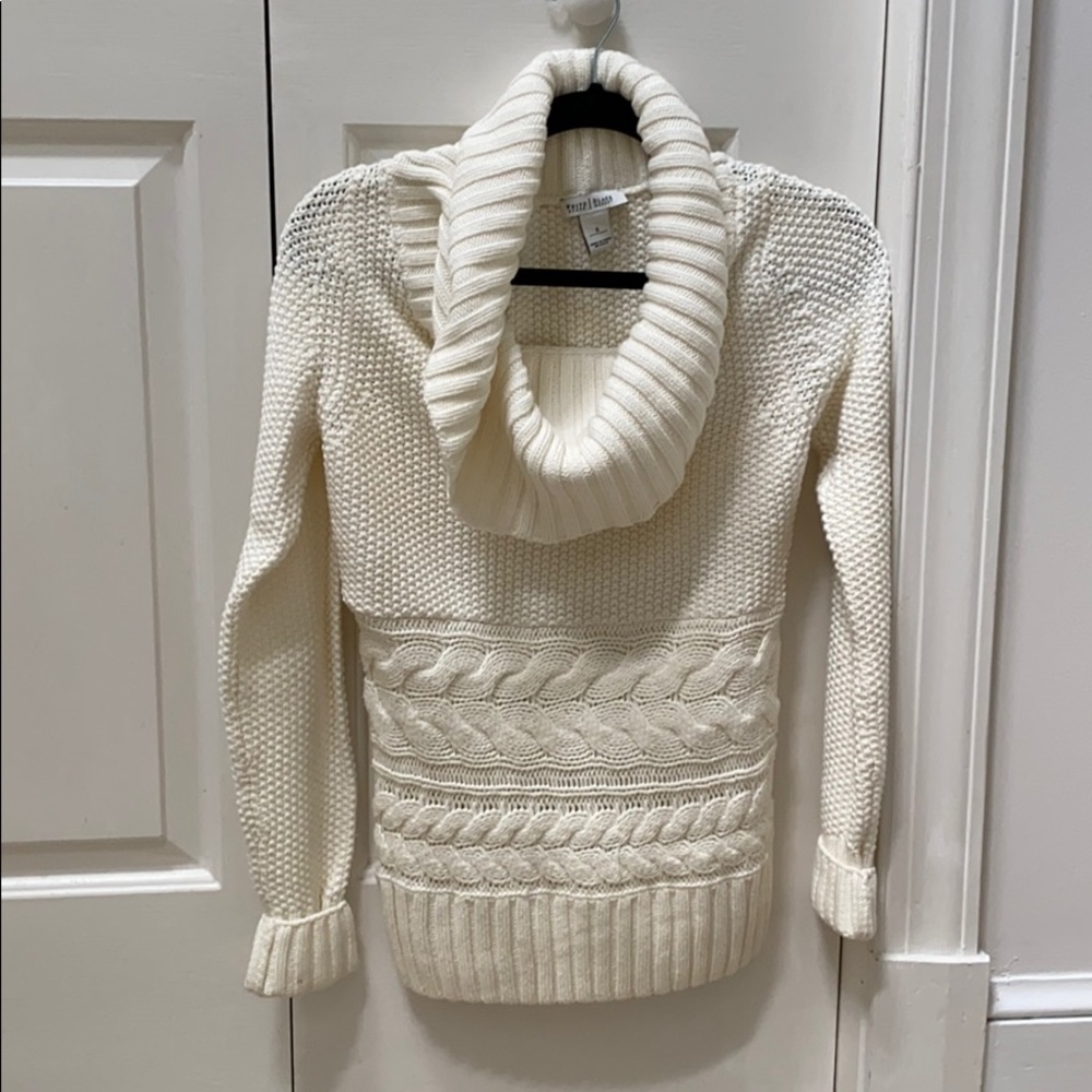 White House black market sweater